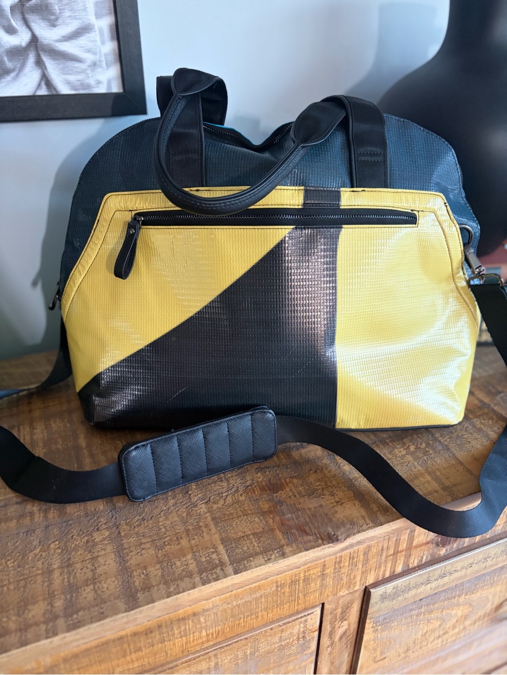 Rareform Maya Crossbody Blue, Yellow & Black